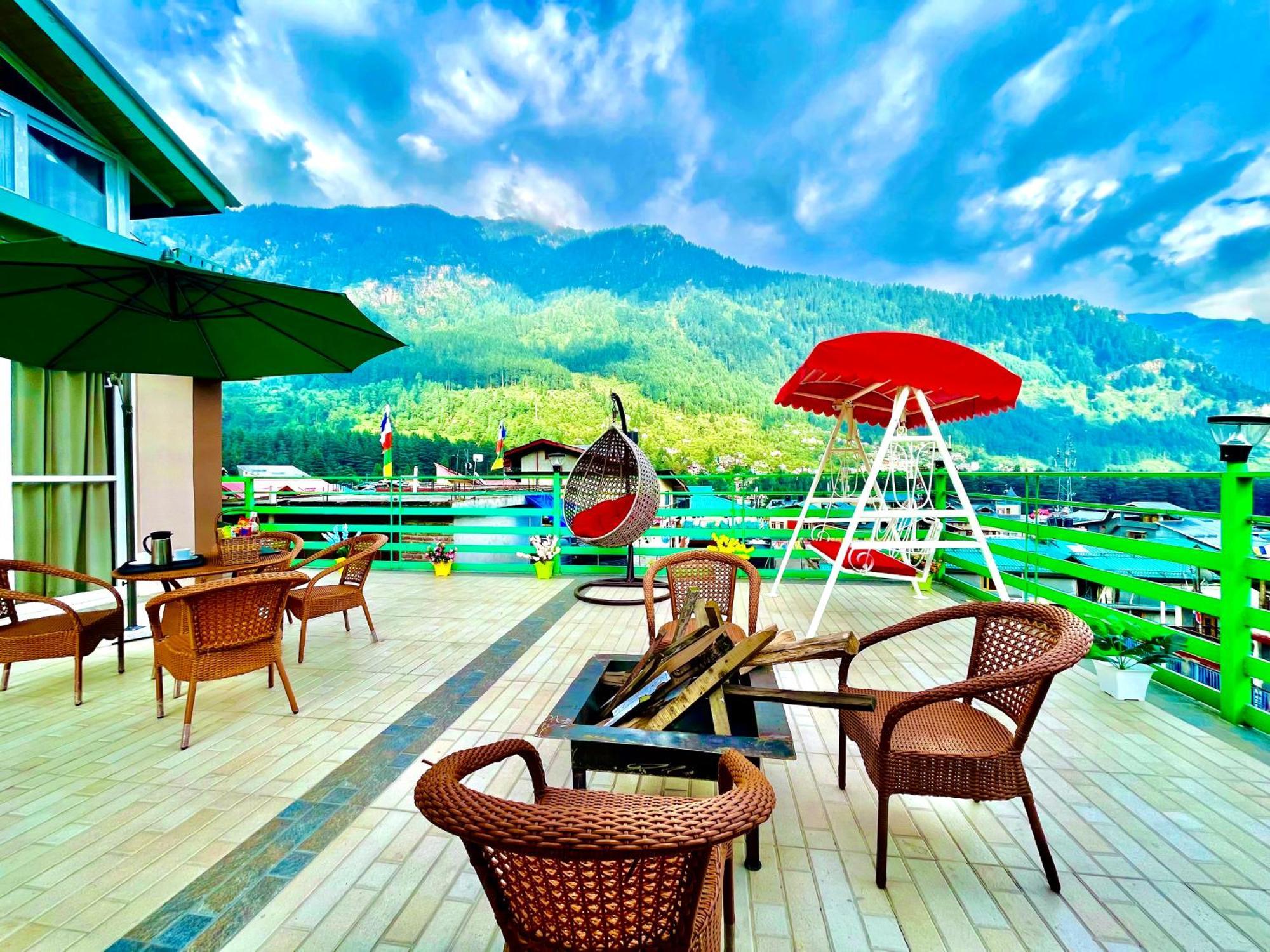 The Vista Legacy Resort, Manali - #Near Mall Road #Centrally Heated & Air Cooled Rooms #Big Parking #Best Selling #Premium Rooms #Luxury Collection #Open Terrace #Lift #Playing Zone #Property Of The Year Manali (Himachal Pradesh) Exterior photo