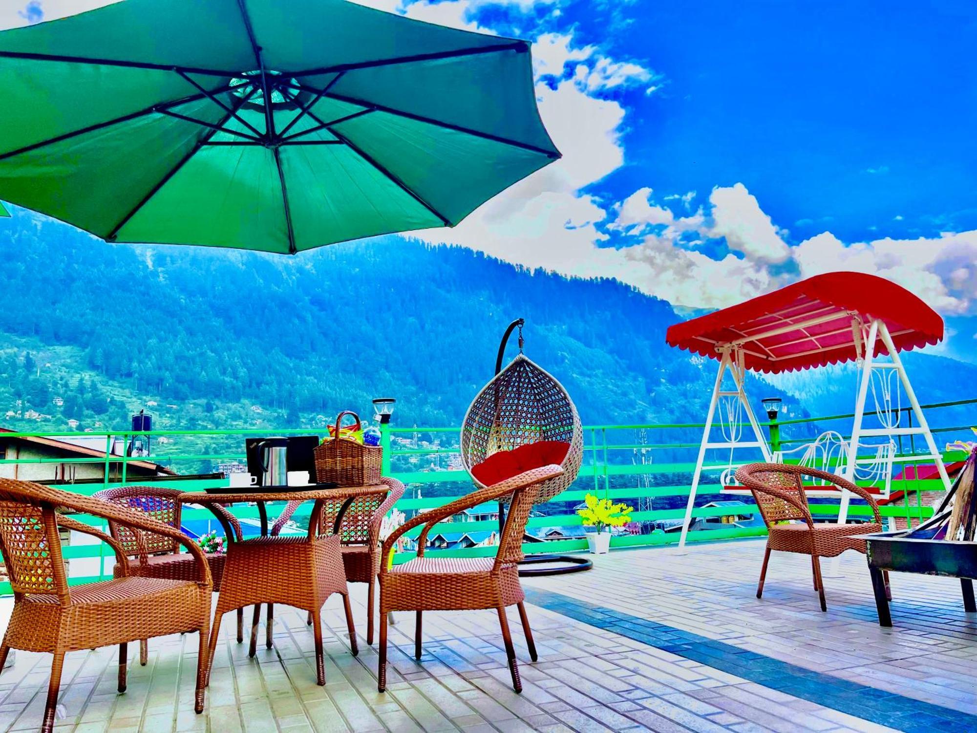 The Vista Legacy Resort, Manali - #Near Mall Road #Centrally Heated & Air Cooled Rooms #Big Parking #Best Selling #Premium Rooms #Luxury Collection #Open Terrace #Lift #Playing Zone #Property Of The Year Manali (Himachal Pradesh) Exterior photo