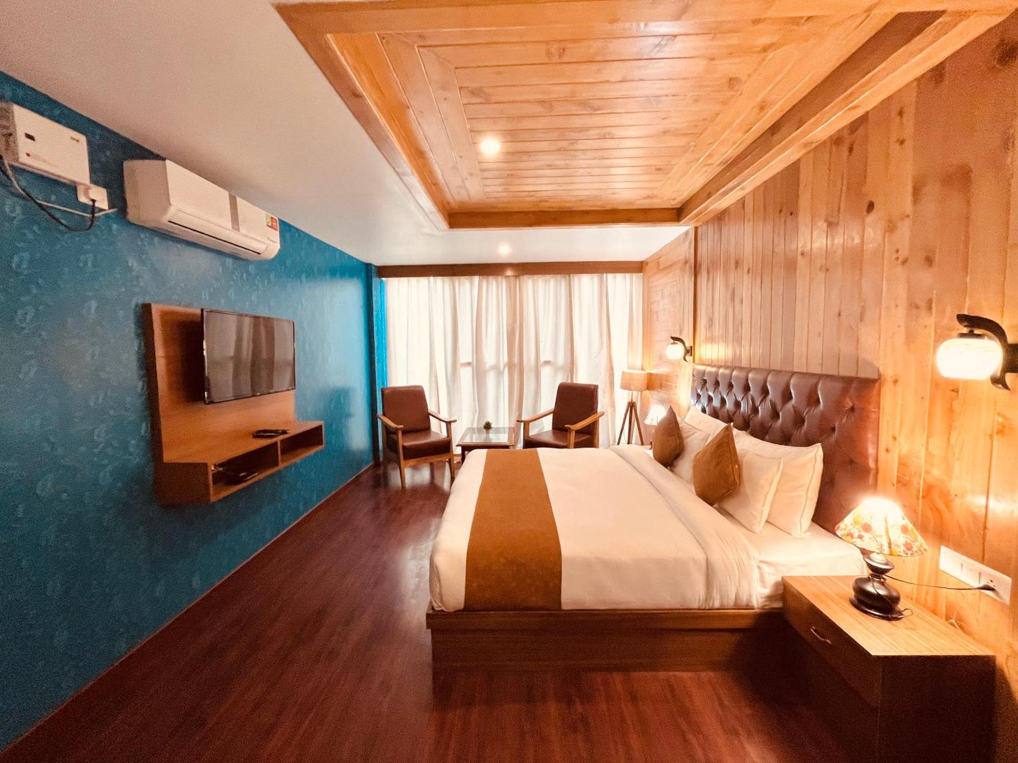 The Vista Legacy Resort, Manali - #Near Mall Road #Centrally Heated & Air Cooled Rooms #Big Parking #Best Selling #Premium Rooms #Luxury Collection #Open Terrace #Lift #Playing Zone #Property Of The Year Manali (Himachal Pradesh) Exterior photo