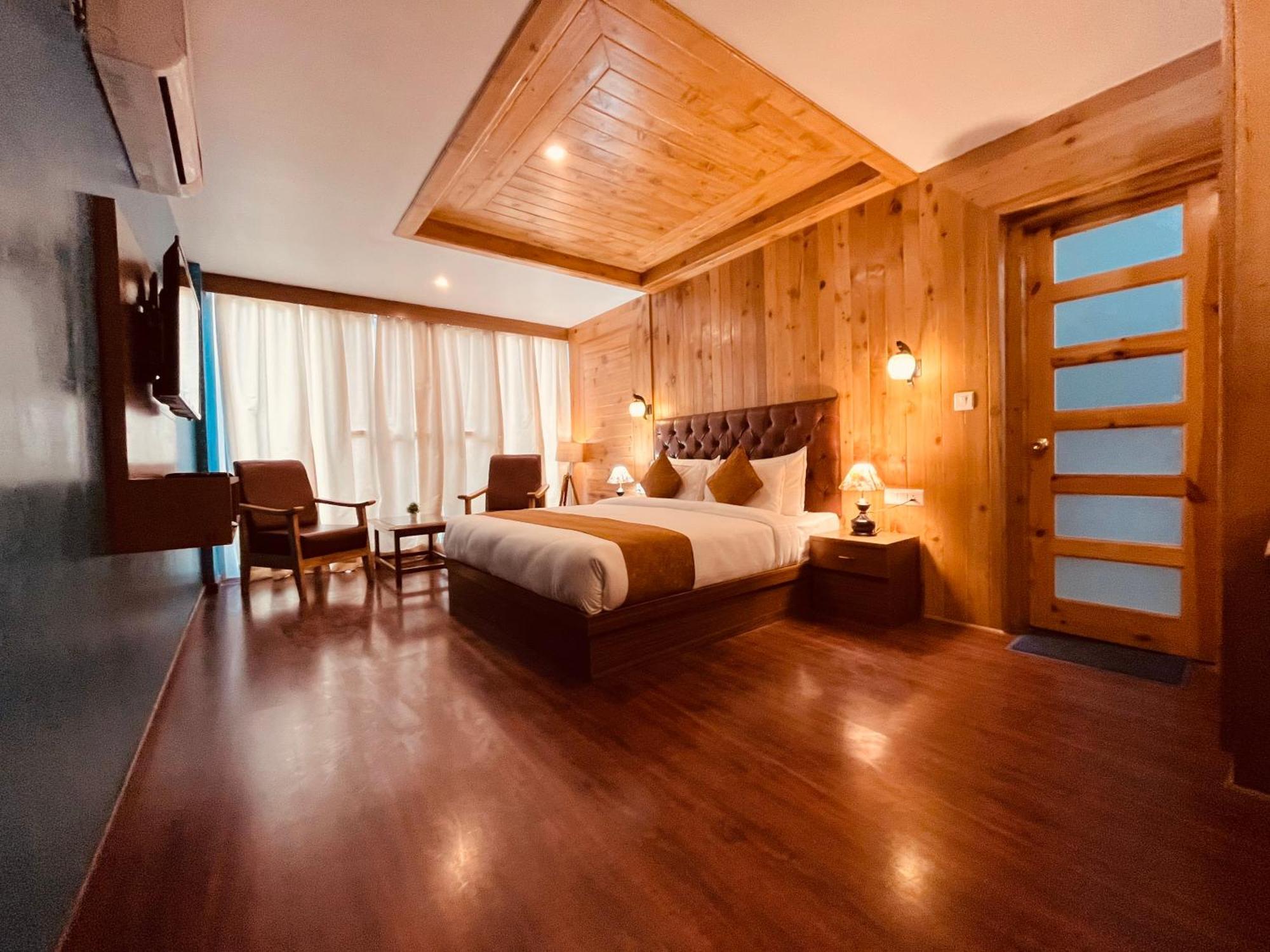 The Vista Legacy Resort, Manali - #Near Mall Road #Centrally Heated & Air Cooled Rooms #Big Parking #Best Selling #Premium Rooms #Luxury Collection #Open Terrace #Lift #Playing Zone #Property Of The Year Manali (Himachal Pradesh) Exterior photo