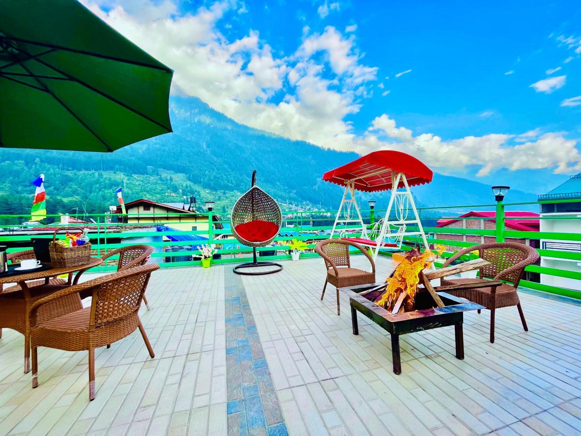 The Vista Legacy Resort, Manali - #Near Mall Road #Centrally Heated & Air Cooled Rooms #Big Parking #Best Selling #Premium Rooms #Luxury Collection #Open Terrace #Lift #Playing Zone #Property Of The Year Manali (Himachal Pradesh) Exterior photo